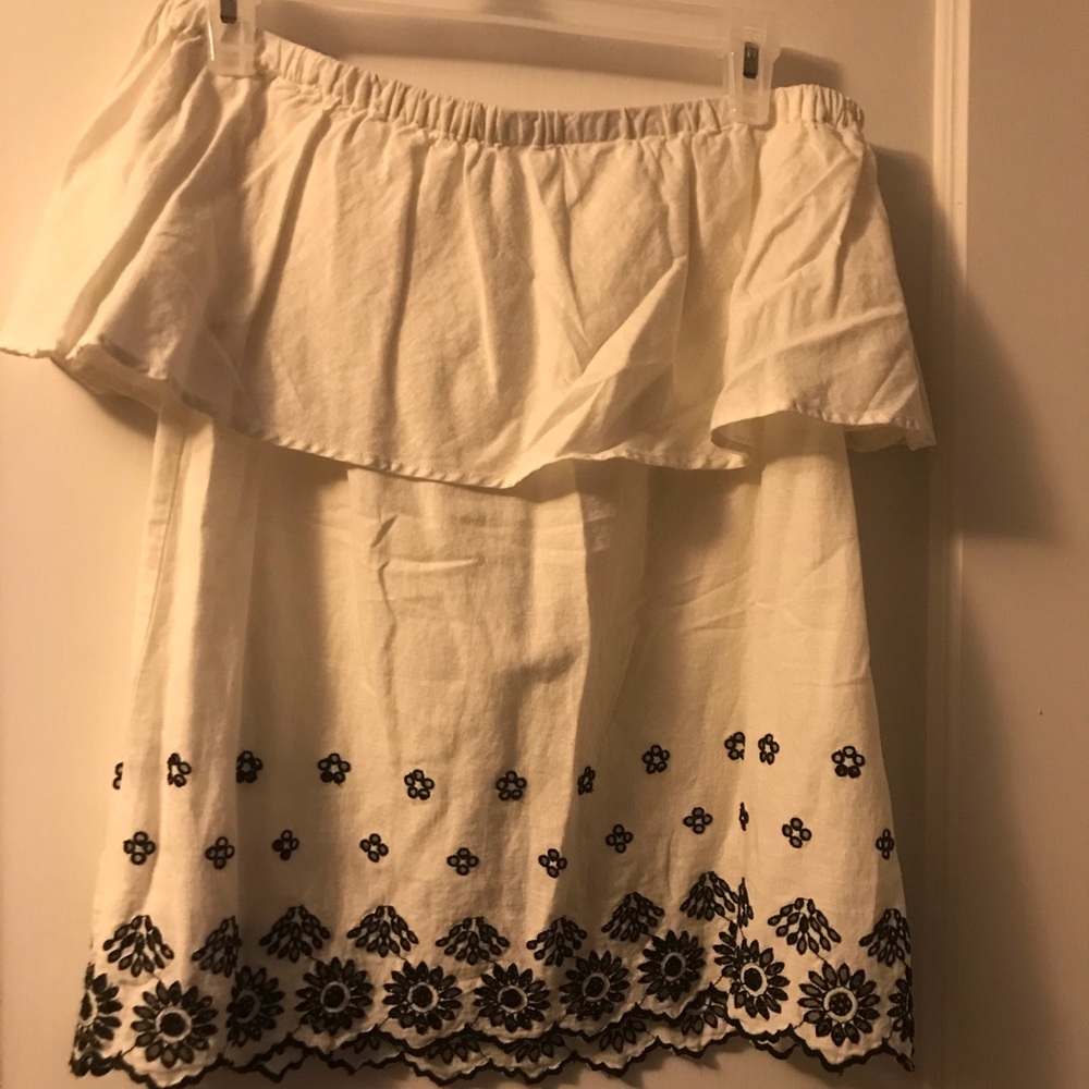 Off the shoulder too